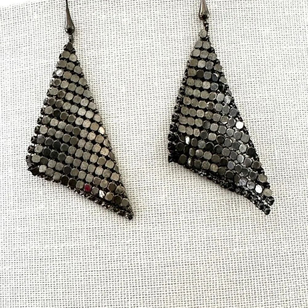 Grey mesh drop earrings